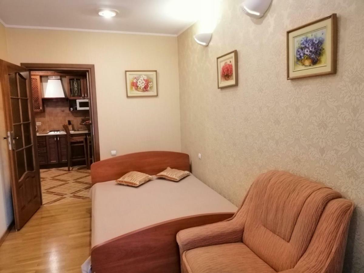 Historical Centre Apartments ลวีฟ ภายนอก รูปภาพ