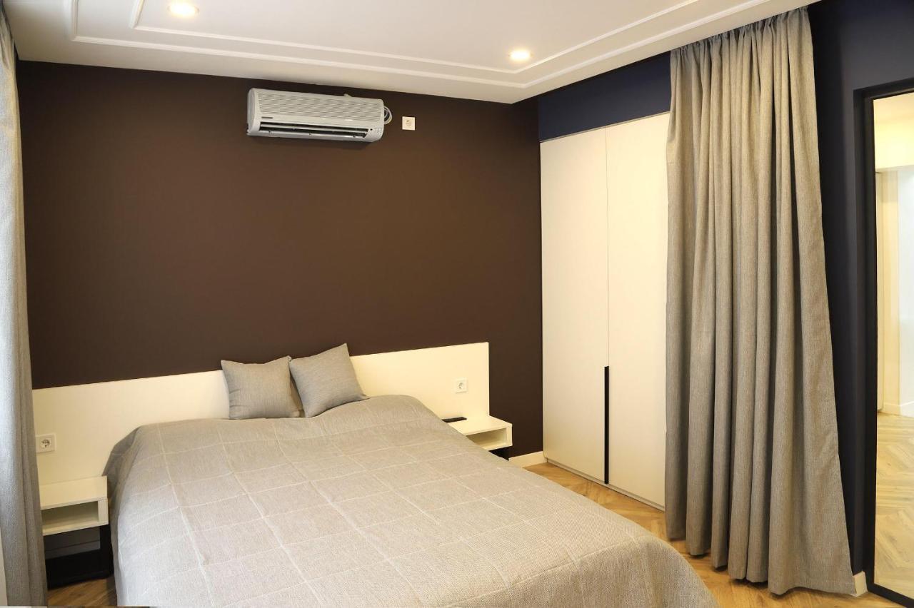 Historical Centre Apartments ลวีฟ ภายนอก รูปภาพ