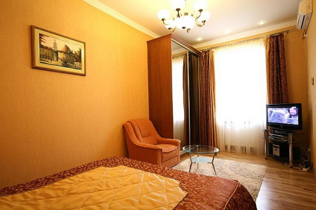Historical Centre Apartments ลวีฟ ภายนอก รูปภาพ